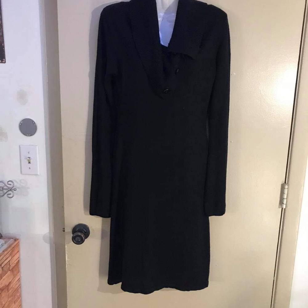 Talie  LG black dress